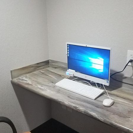 Oak Hill Inn & Suites Canton 外观 照片