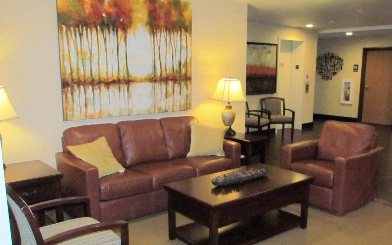 Oak Hill Inn & Suites Canton 外观 照片
