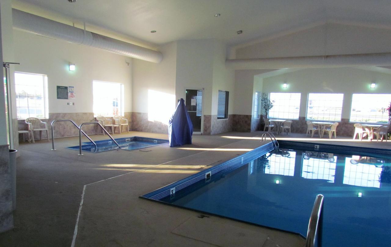 Oak Hill Inn & Suites Canton 外观 照片