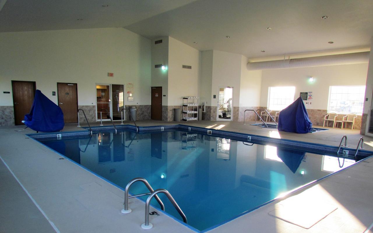 Oak Hill Inn & Suites Canton 外观 照片