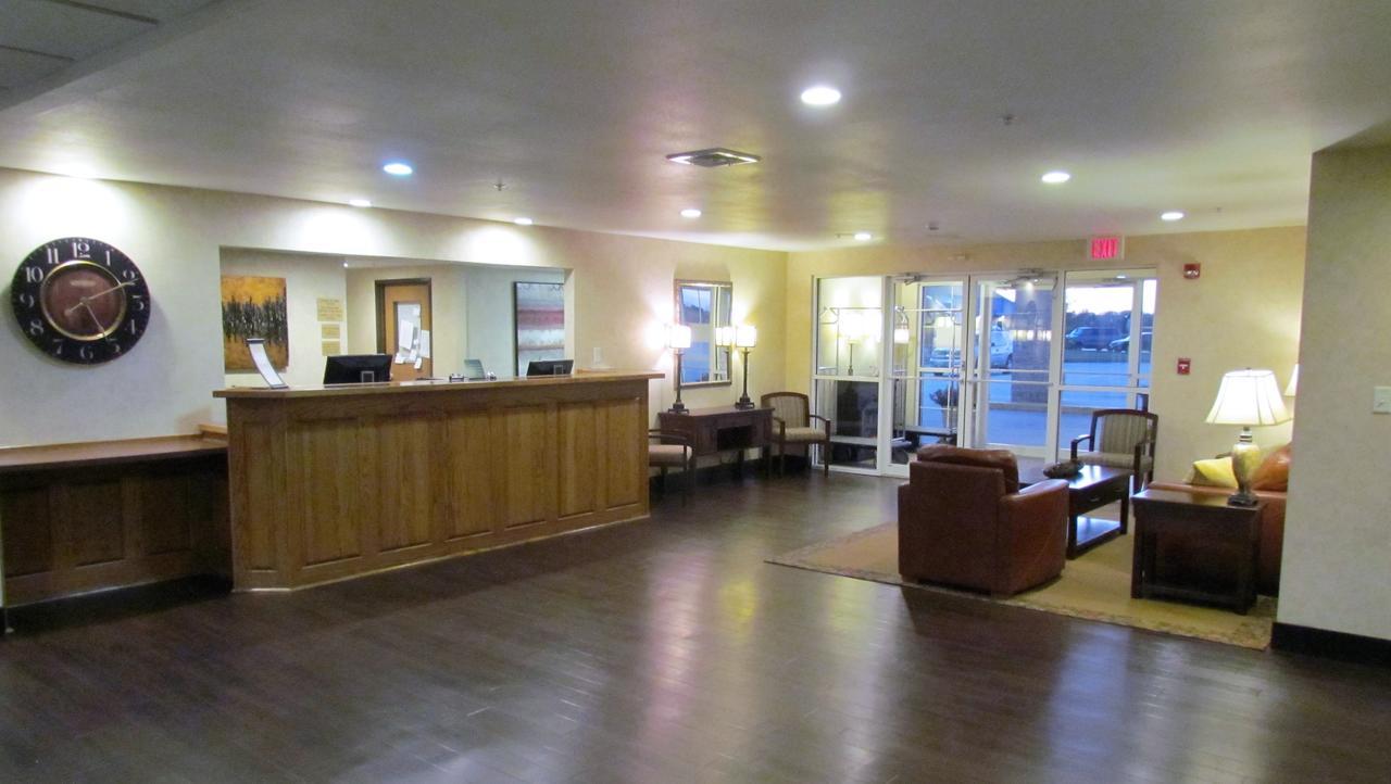 Oak Hill Inn & Suites Canton 外观 照片