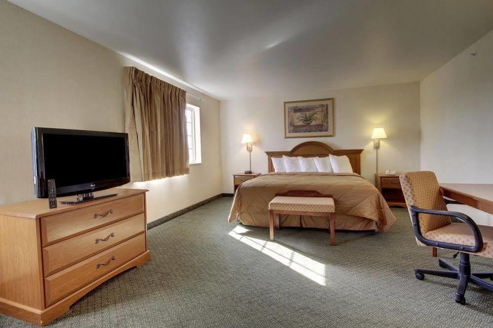 Oak Hill Inn & Suites Canton 外观 照片